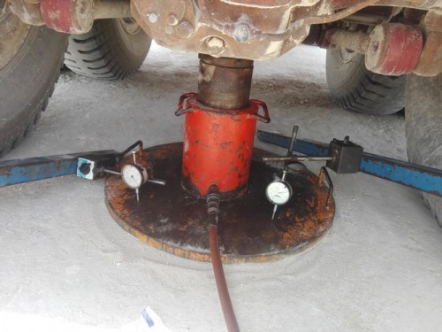 انجام آزمایش بارگذاری صفحه در لایه Rock Fill